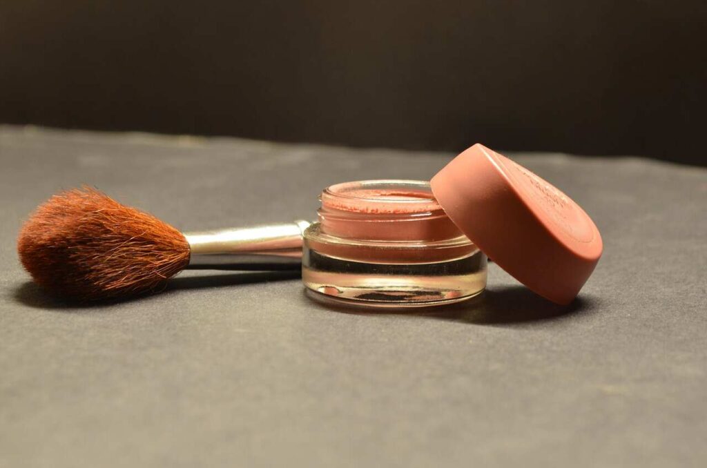 compact face powder