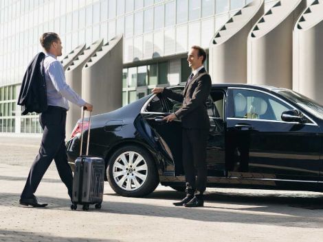 Why Hotel Transportation Services Are Essential for Travellers