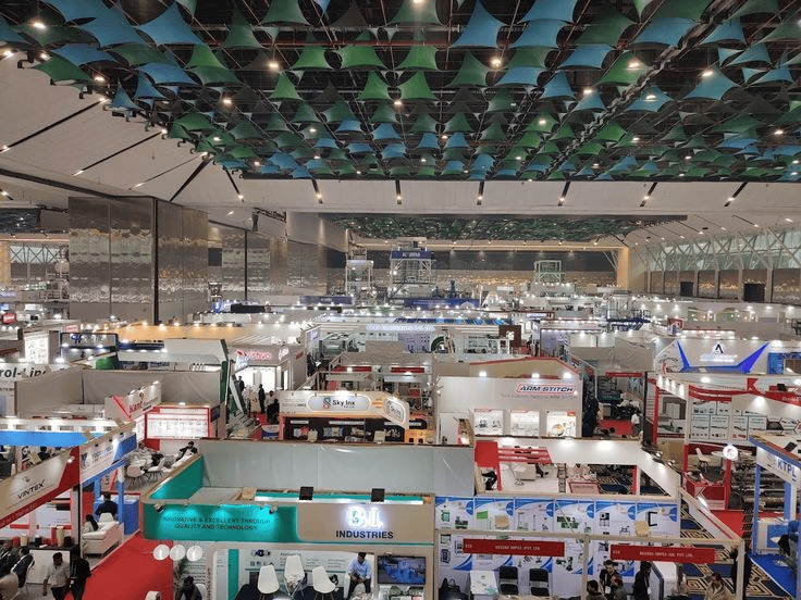 How to Choose the Right Business Expo Center for Maximum