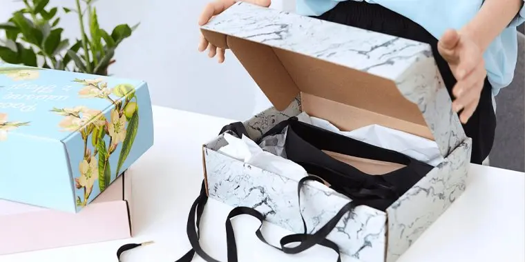 Custom Apparel Boxes for Professional Clothing Packaging