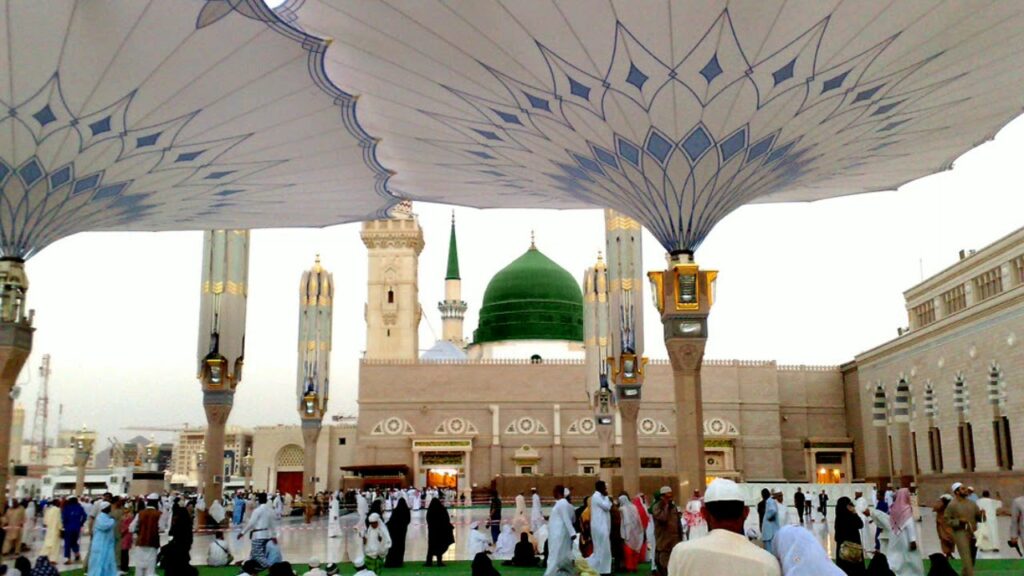 Affordable & Premium December Umrah Packages from Islamic Travel Agency UK