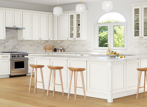 Stylish Home Kitchens: Light-Colored Cabinets and Layout Tips