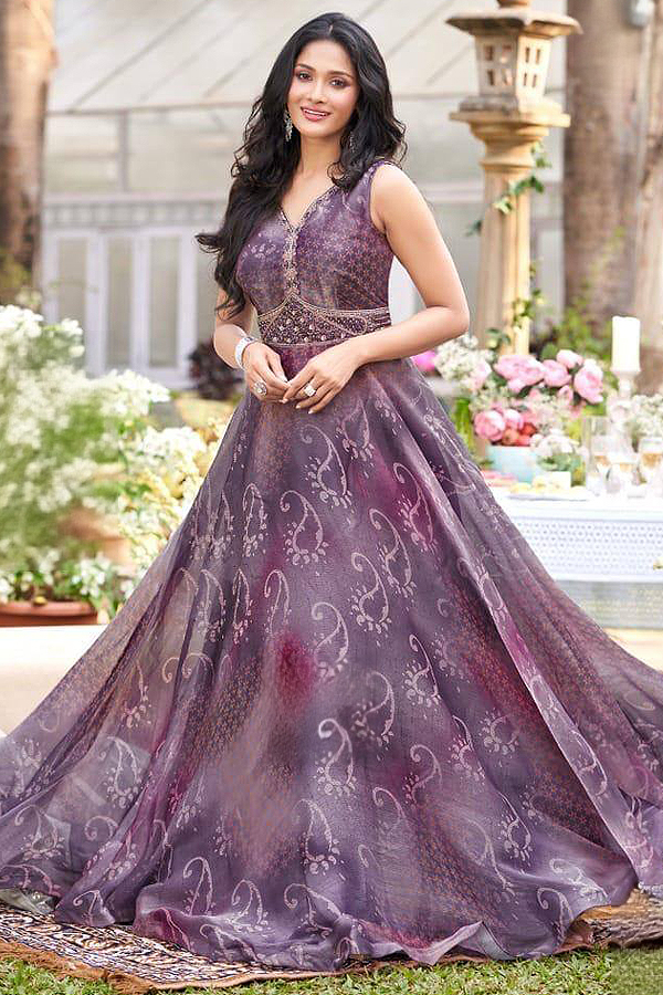 Which Indian Ethnic Outfits Are Best for Every Occasion